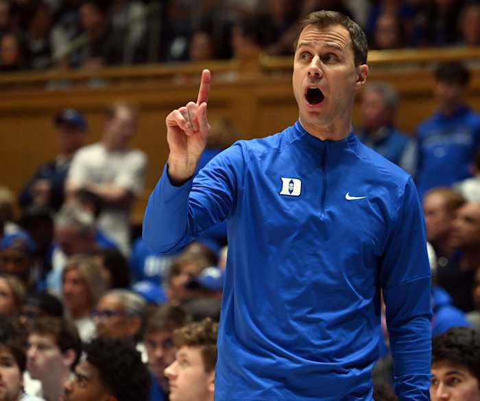 Duke basketball head coach Jon Scheyer